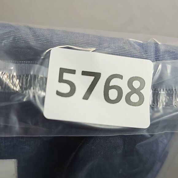 Batch Brand apparel Button Down Shirt Mens Medium - Picture 9 of 9